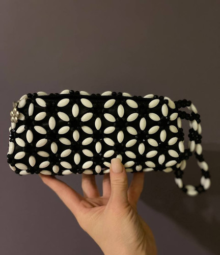 Pochette fatta mano con - a,