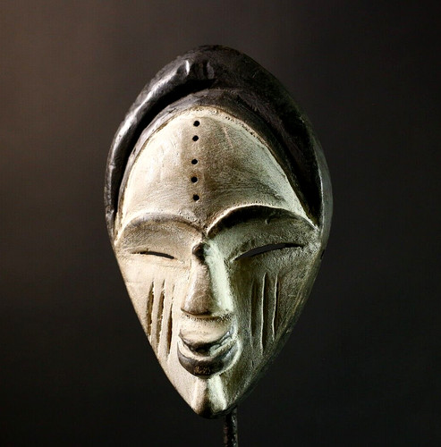 Maschera tribale africana