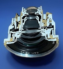 Leica Lens Cut In Half * ZEISS DISTAGON T * ZM 18 mm / 4.0 * " TAGLIO " MODEL