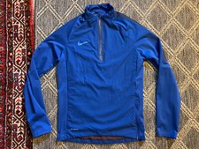 Nike strike repel Aerolayer