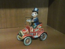 MACCHINA IN LATTA CON AUTISTA