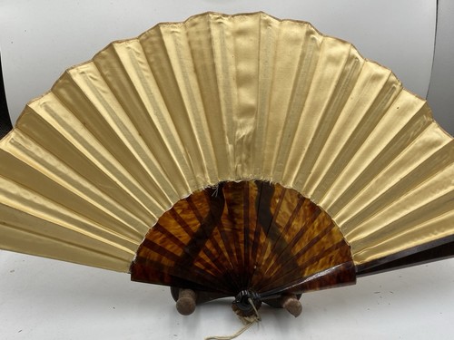 Antico ventilatore mano - a,
