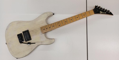 Charvel model white - model-1,