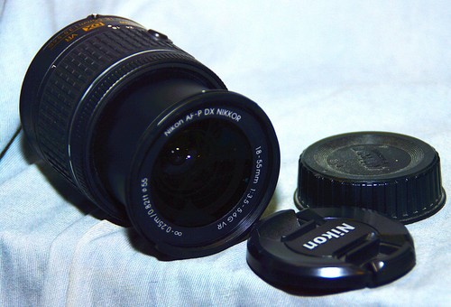 Nikon zoom grandangolare - , dx