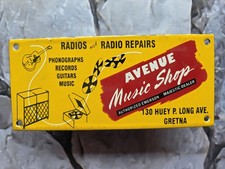 VINTAGE AVENUE MUSIC SHOP