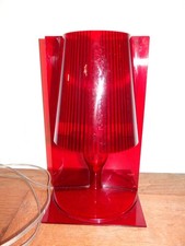 Belle Lampe de Table Kartell