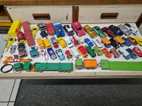Vecchi modellini auto anni