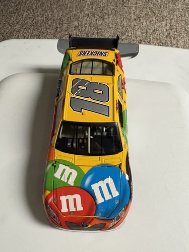 Toyota camry kyle busch - toyota,