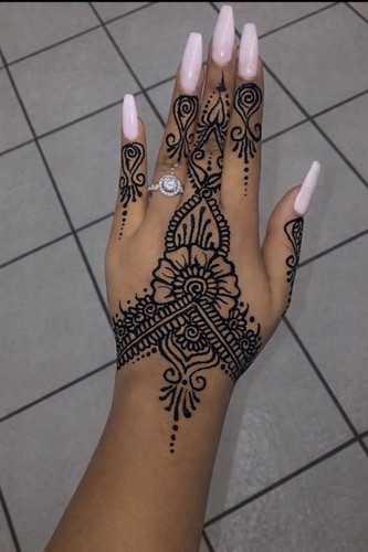 Tatuaggio temporaneo hennè - , a