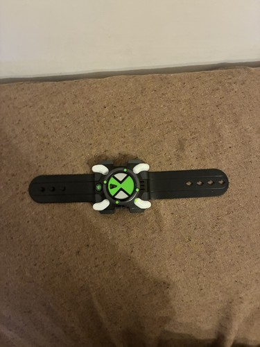 Ben omnitrix bandai 2006 - ben,