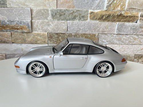 Porsche 911 993 s - 1:18, ut