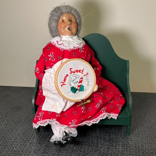 Vintage byers choice caroler - vintage,