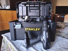 Avvitatore con n° 2 batterie + 18 PUNTE