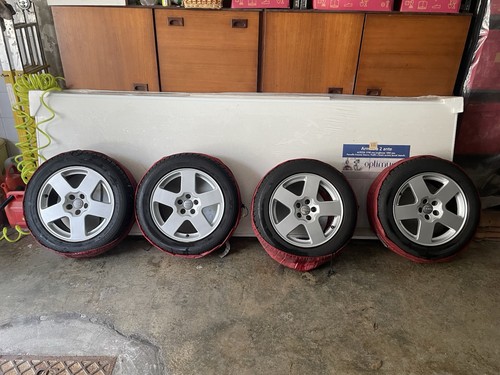 Cerchi audi con - cerchi,