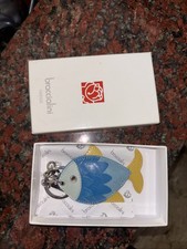 Raro Bellissimo Portachiavi Braccialini Temi Tema Pesce Azzurro Originale