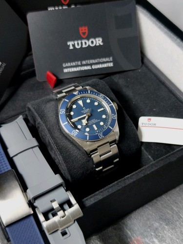 Tudor black bay blue 79030b - black,