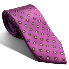 Cravatta in twill di seta rosa