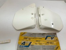 CARENE TABELLE PORTA NUMERO ACERBIS YAMAHA YZ 125 250 490 WR 250  90-64/65 GMR