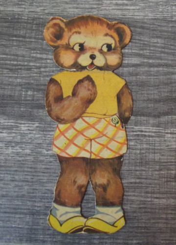 Carino orsacchiotto vestito