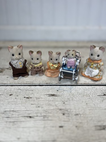 Vintage sylvanian families - sylvanian,