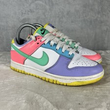 Nike WOMANS Dunk Low SE Easter