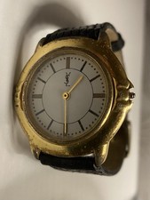 Yves Saint Laurent –