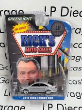 GREENLIGHT 2010 Ford Taurus