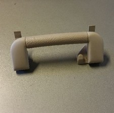 MANIGLIA CORTESIA POSTERIORE