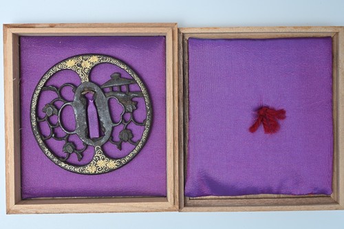Tsuba giapponese antico ferro