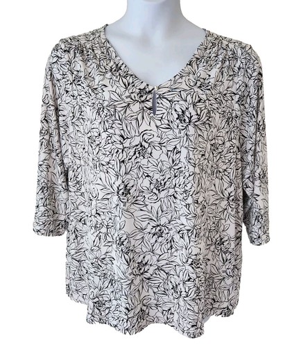 Blusa tahari perfect shape - tahari,