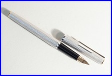 1981s Parker N° 85 Acacia