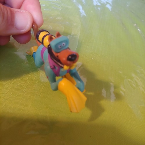 Personaggio scooby doo - scooby, con