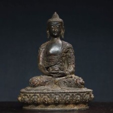 Antica statua Buddha