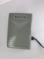 Pedale comando a pedale