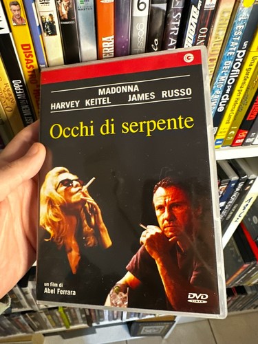 Occhi serpente con - di,