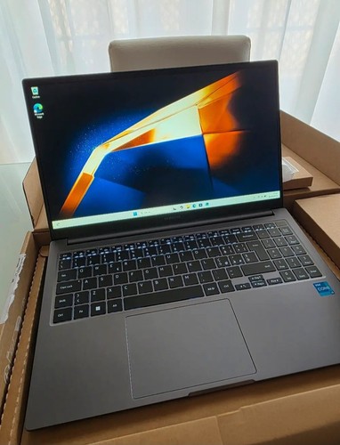 Nuovo samsung galaxy book - samsung, 4