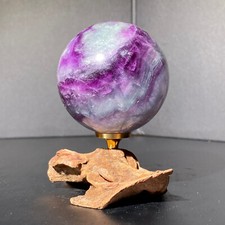 Sfera di fluorite naturale