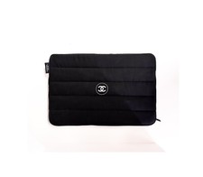 Chanel Grande Pochette noire