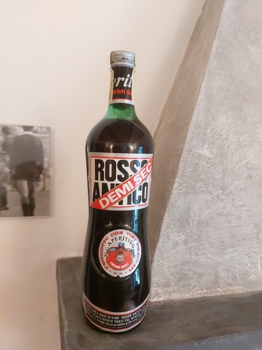 Rosso antico buton - rosso, 1970's