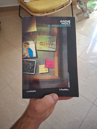 Anne holt presagio - anne, presagio.