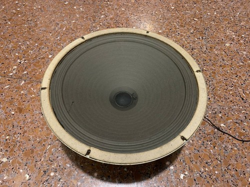 One full range speaker - range,