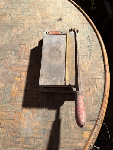 Taglierina antica legno - taglierina,