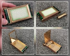 Vintage 1950 Powder Compact