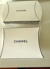 Pack of 25 CHANEL Pillow Pack