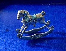 Cavallo a Dondolo Con Sella