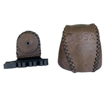 Antica faretra ad arco in