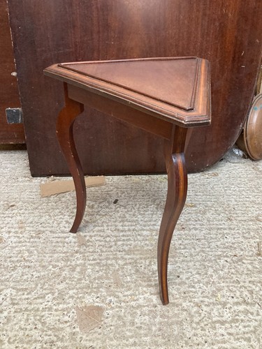 Tavolino triangolare legno - tavolino,