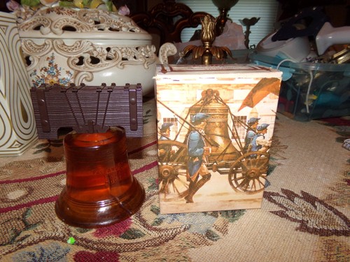 Vintage 1971 avon liberty - vintage, bell