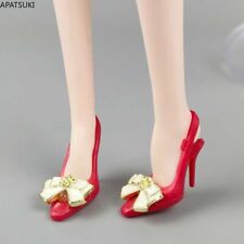 Mosche rosse moda bambola