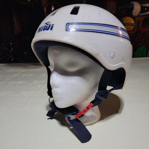 💥Casco skateboard kiwi